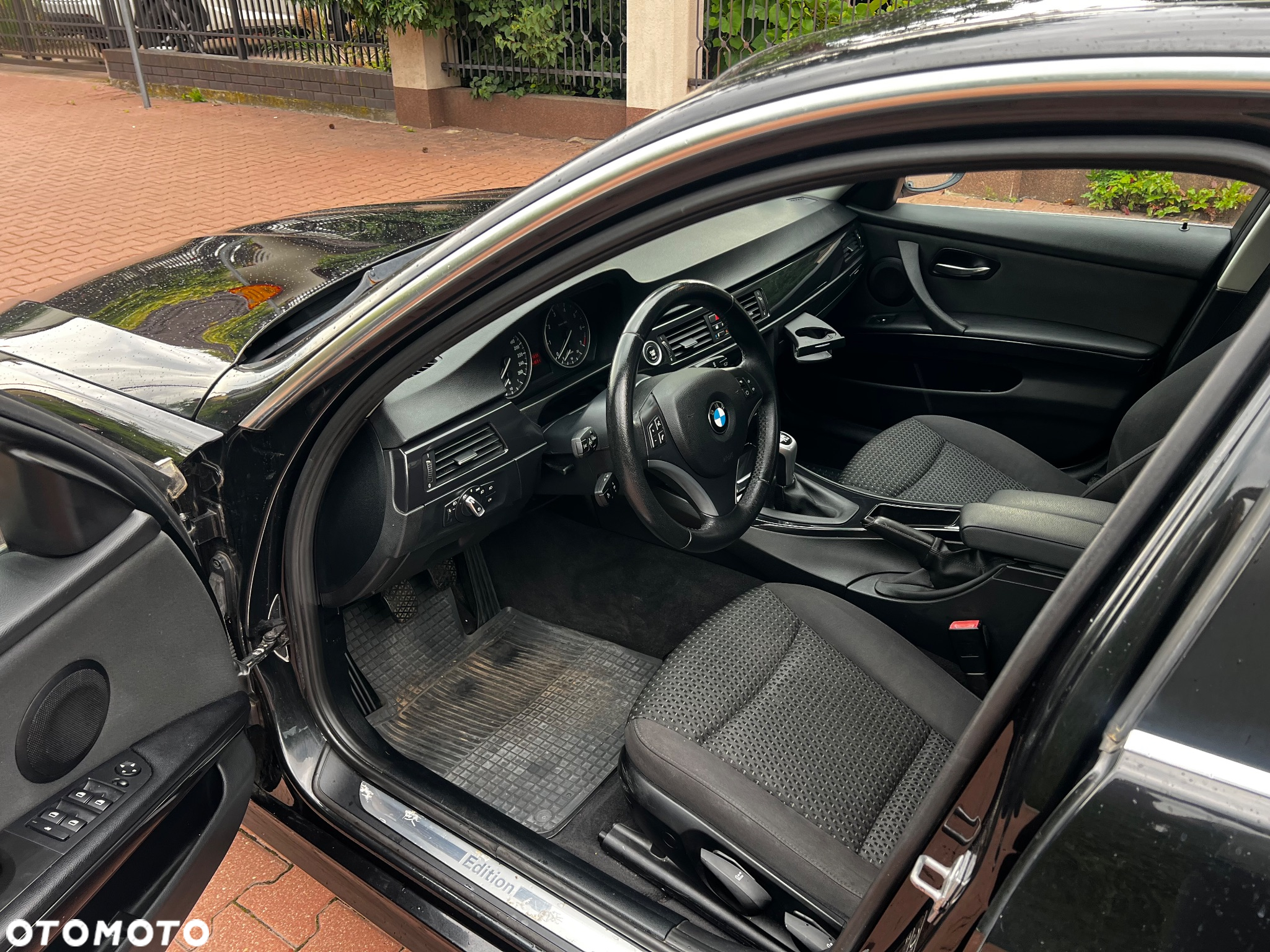 BMW Seria 3 318i Edition Exclusive - 9