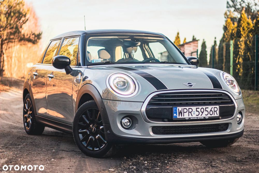 MINI Cooper Classic Trim - 16