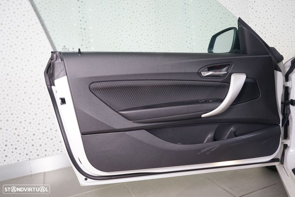 BMW 116 d EfficientDynamics Edition - 17