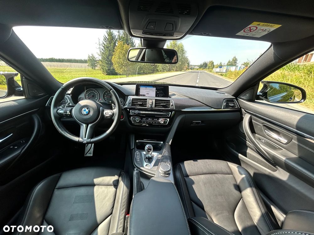 BMW M4 Coupe DKG Competition - 17