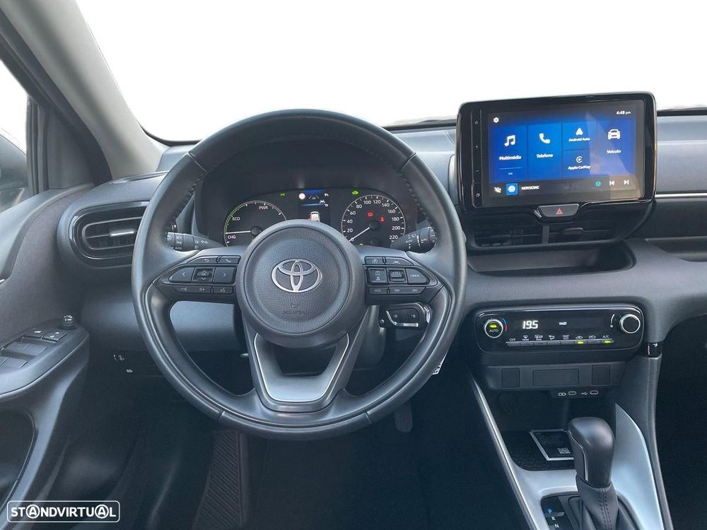 Toyota Yaris - 10