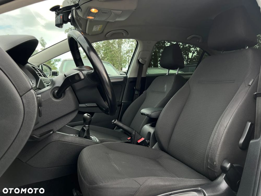 Volkswagen Jetta - 14