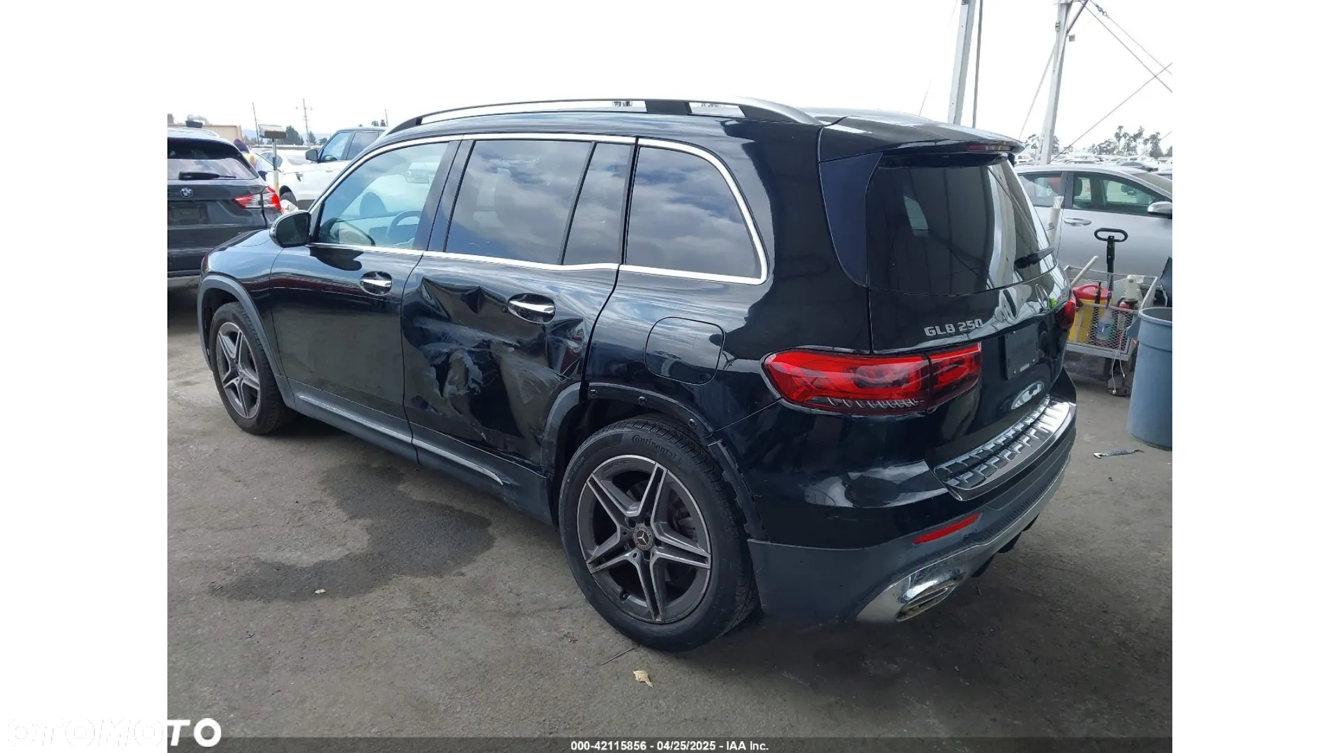 Mercedes-Benz GLB - 4