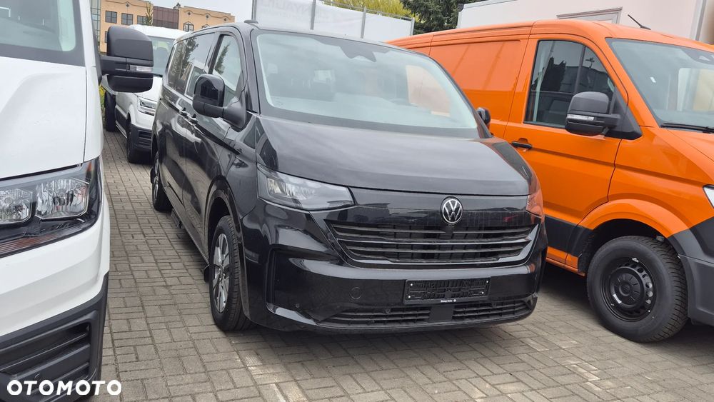 Volkswagen Caravelle - 10