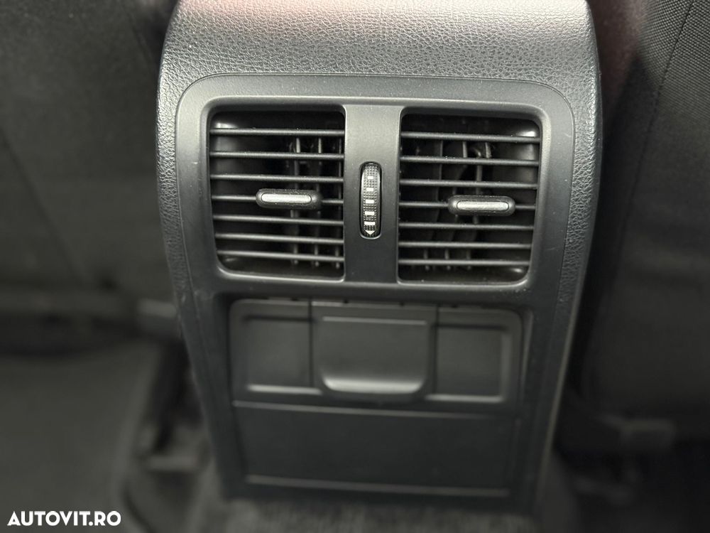 Volkswagen Passat Variant 1.8 TSI Exclusive - 14