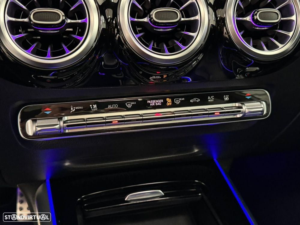 Mercedes-Benz GLA 250 e AMG Line - 40