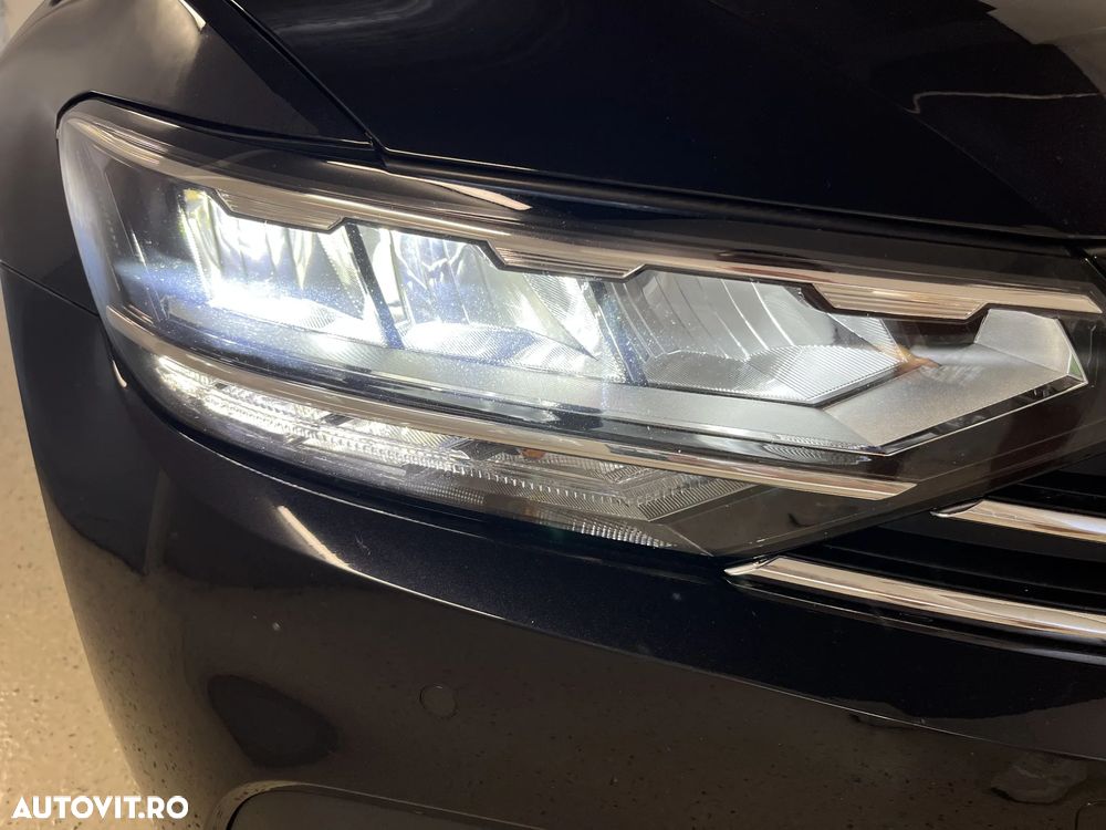 Volkswagen Passat 2.0 TDI DSG Comfortline - 28