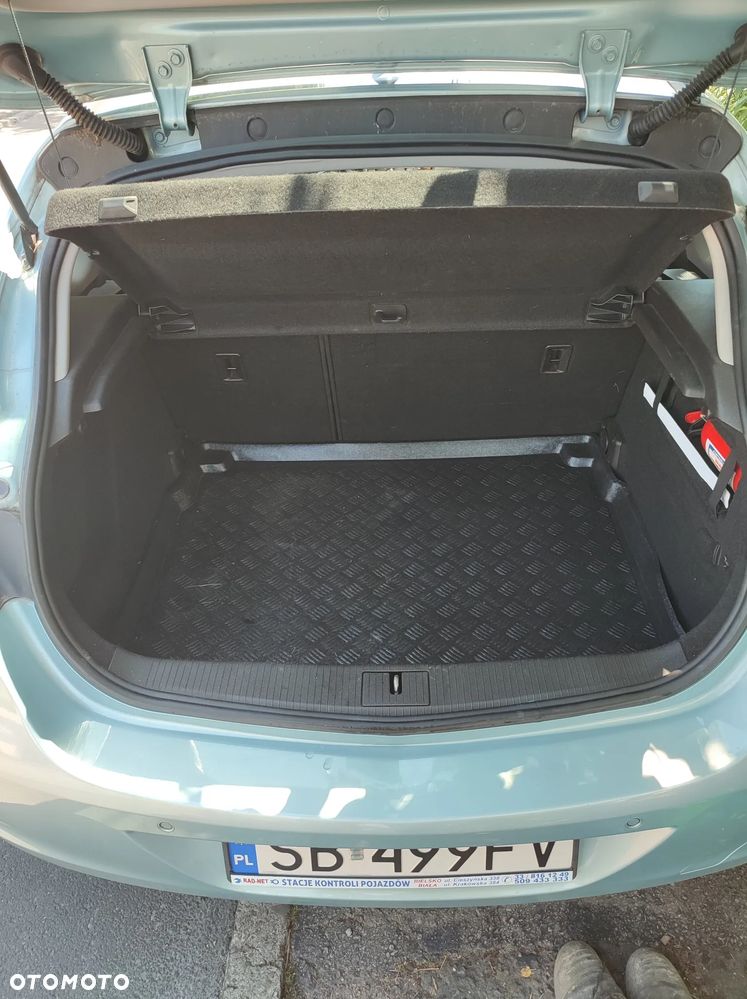 Opel Astra 1.7 CDTI DPF Cosmo - 9