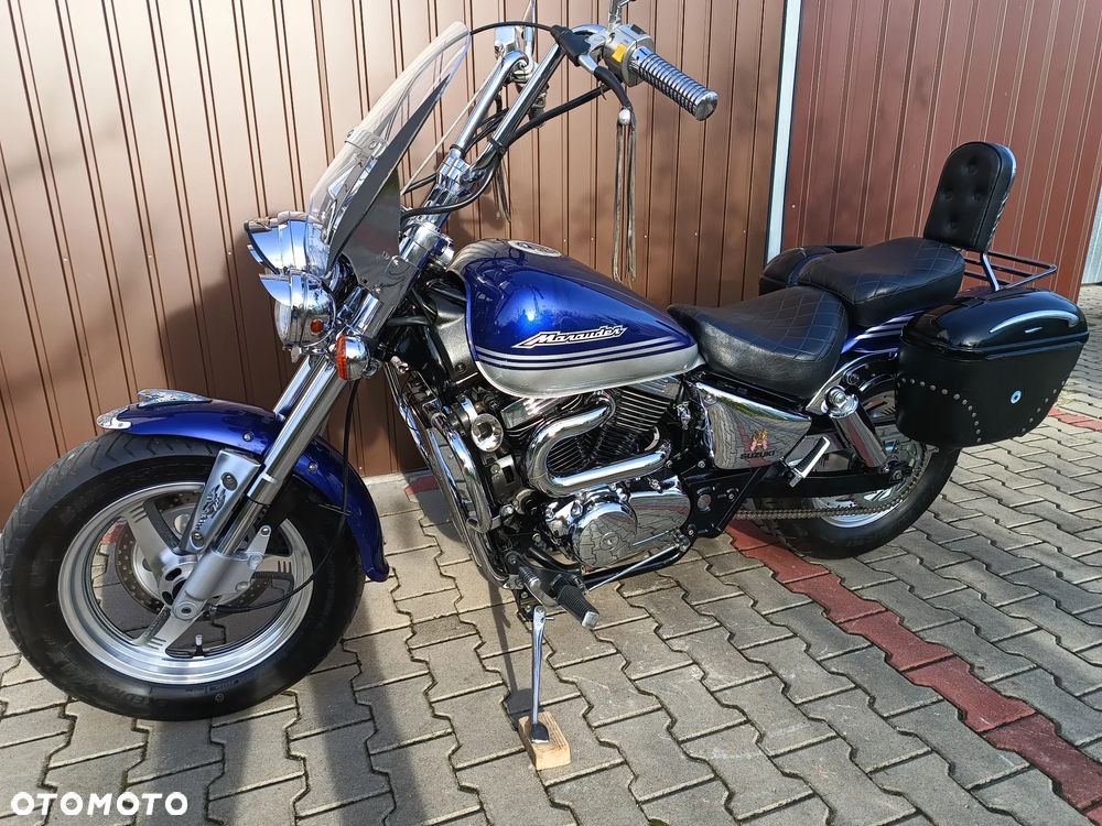 Suzuki Marauder - 16