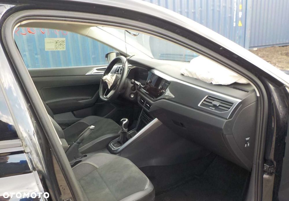 Volkswagen Polo - 17