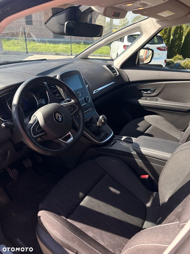 Renault Scenic ENERGY TCe 140 LIMITED - 12