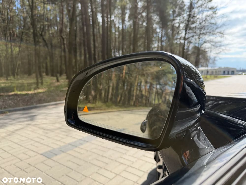 Mercedes-Benz SL - 24