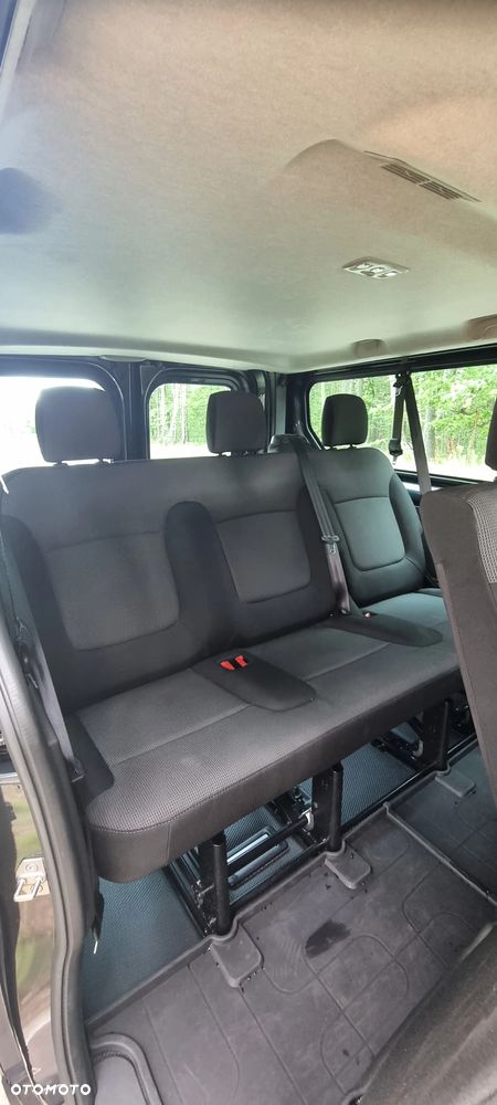 Renault Trafic - 25