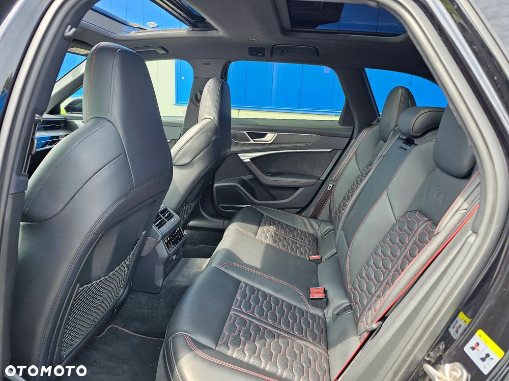 Audi RS6 Avant - 8
