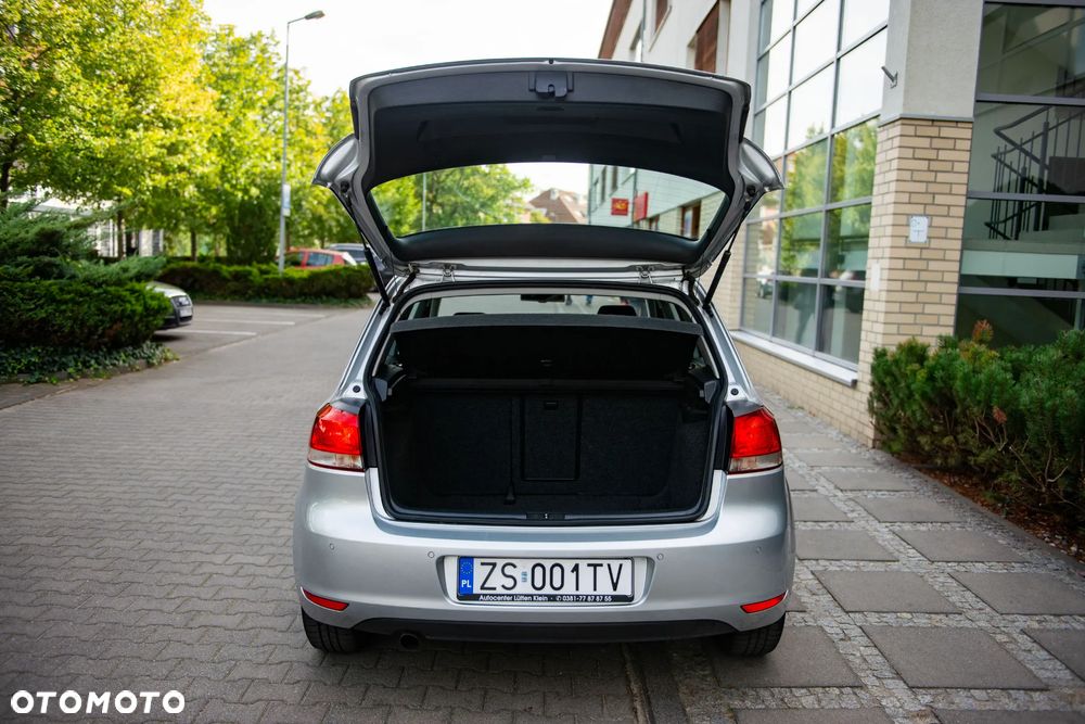 Volkswagen Golf 1.6 TDI BlueMotion Technology DSG Comfortline - 6