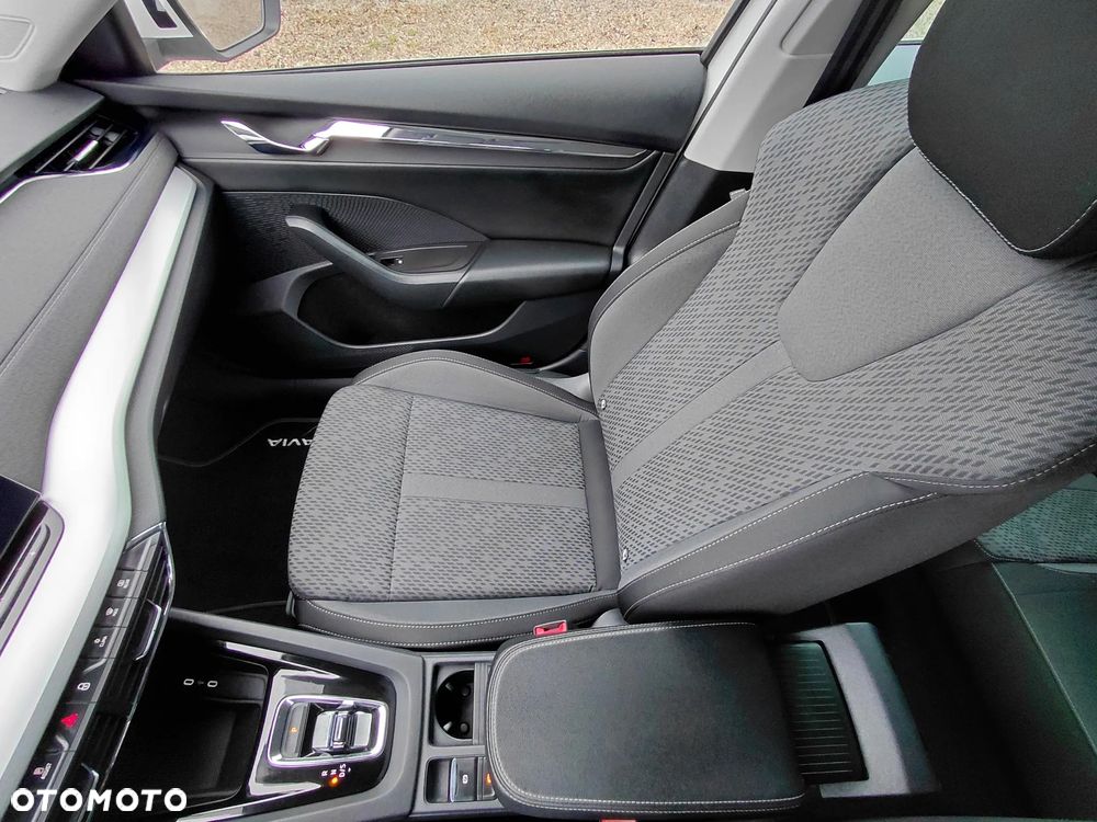 Skoda Octavia 2.0 TDI SCR Style DSG - 19