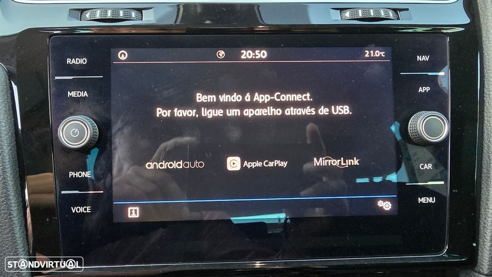 VW Golf Variant 1.6 TDi SCR IQ.DRIVE - 27