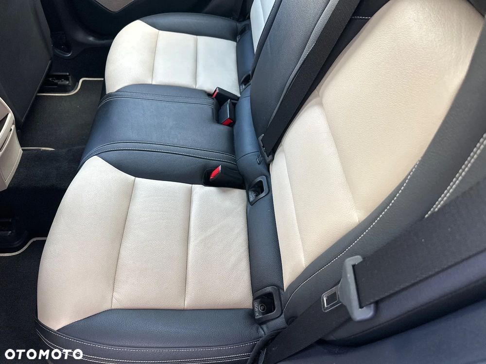 Mercedes-Benz GLA 250 4-Matic - 19