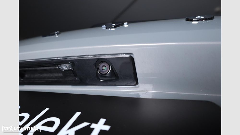 Volvo XC 60 2.0 T6 PHEV Plus Dark AWD - 20