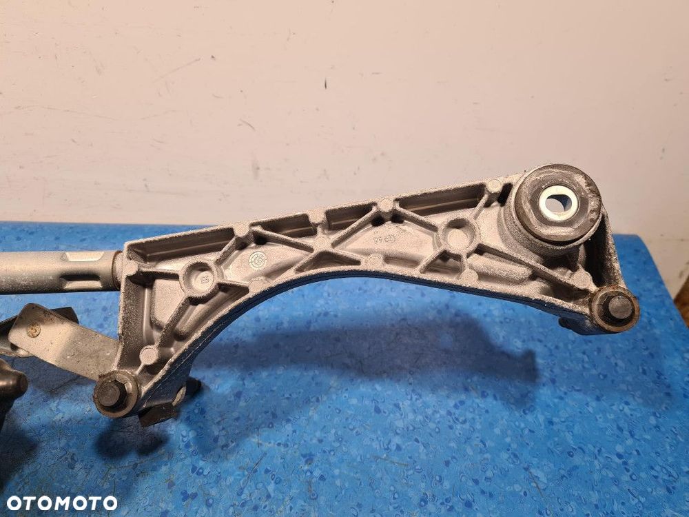 MERCEDES W203 LIFT MECHANIZM SILNICZEK WYCIERACZEK PRZÓD - 9