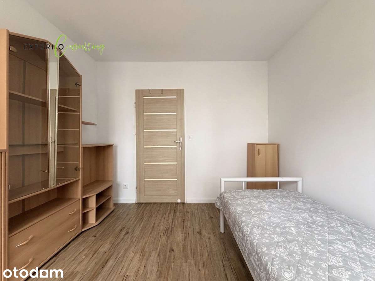 Center 3 bedrooms/ 18m2 12m2  11m2 with balcony