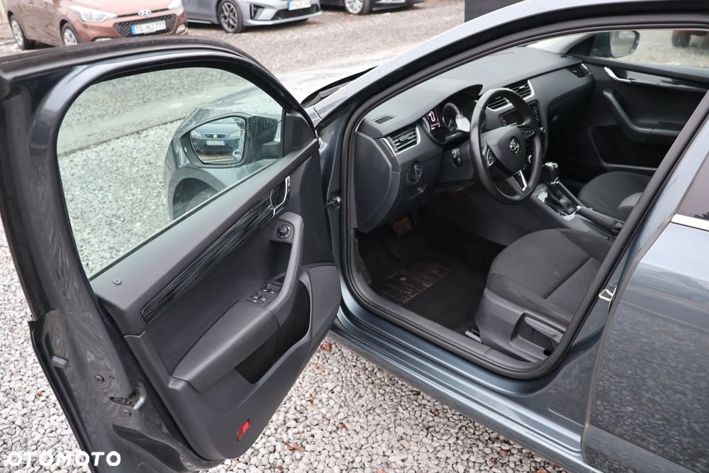 Skoda Octavia 1.5 TSI ACT DSG Tour - 11