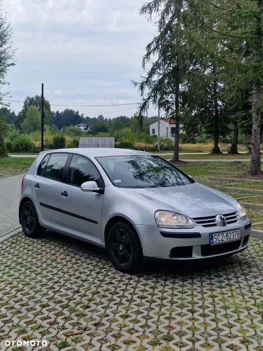 Volkswagen Golf V 1.6 Comfortline - 1