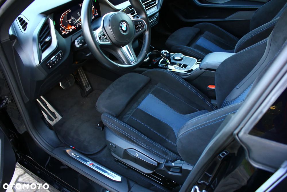 BMW Seria 2 218d M Sport sport - 24