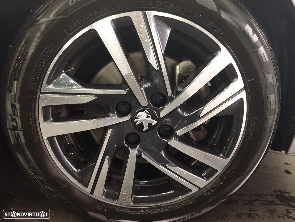 Peugeot 208 1.2 PureTech Active Pack - 9