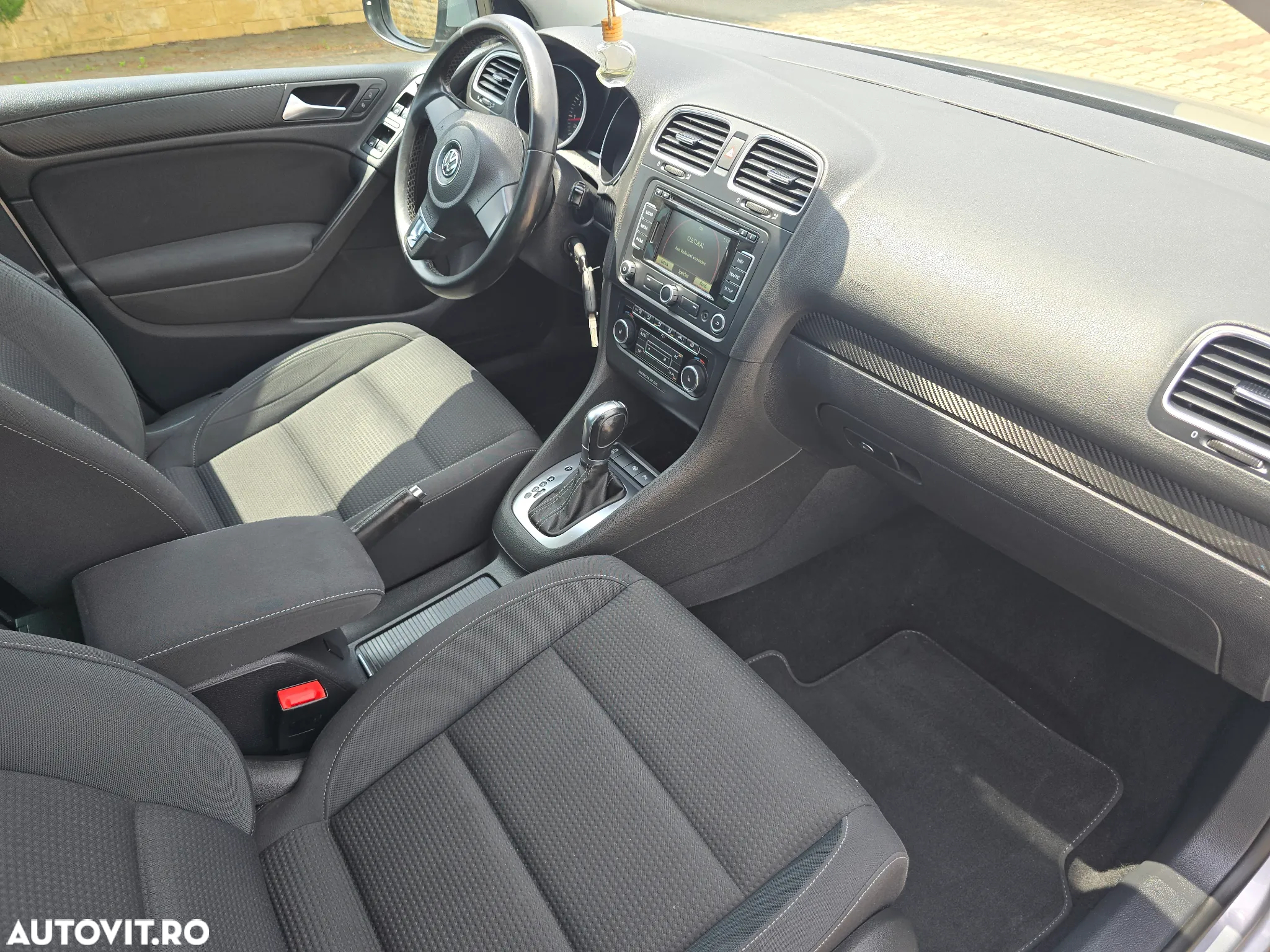 Volkswagen Golf 1.2 TSI BlueMotion Technology DSG Team - 8