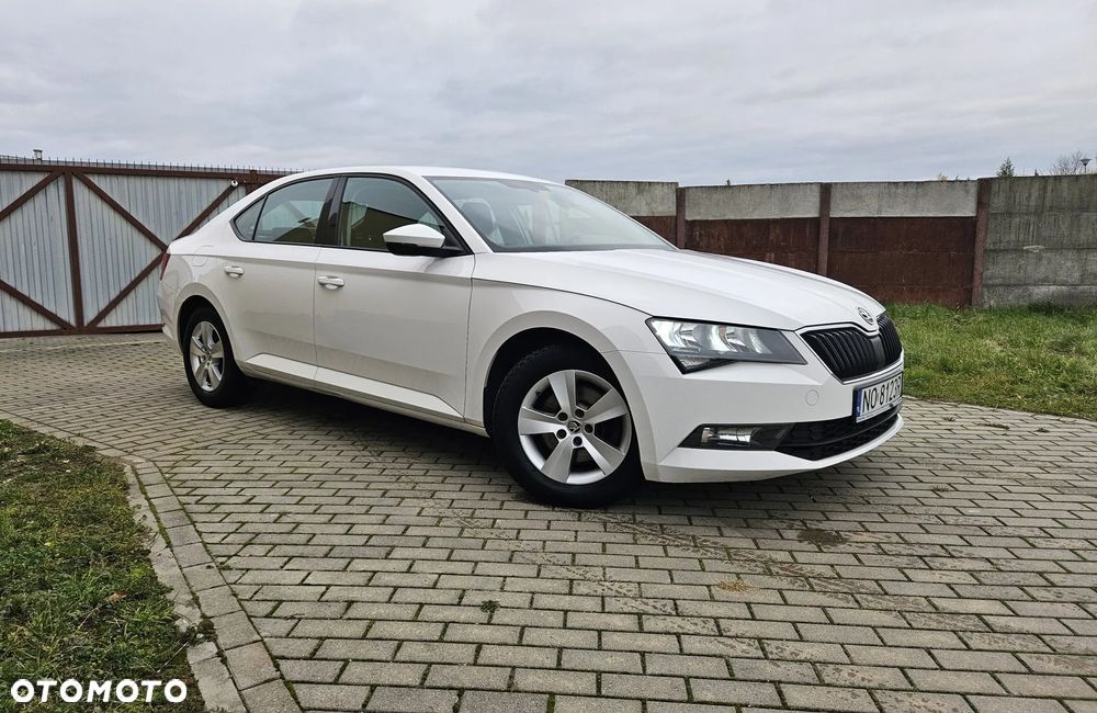 Skoda Superb 1.6 TDI Style - 3