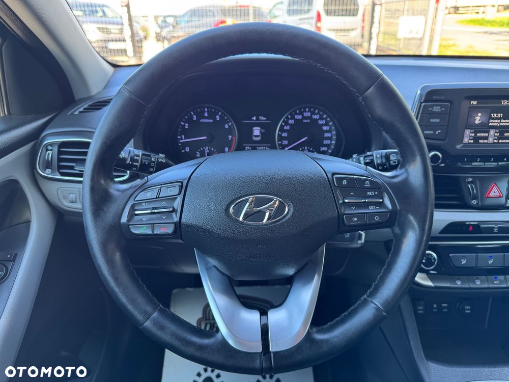 Hyundai i30 - 19
