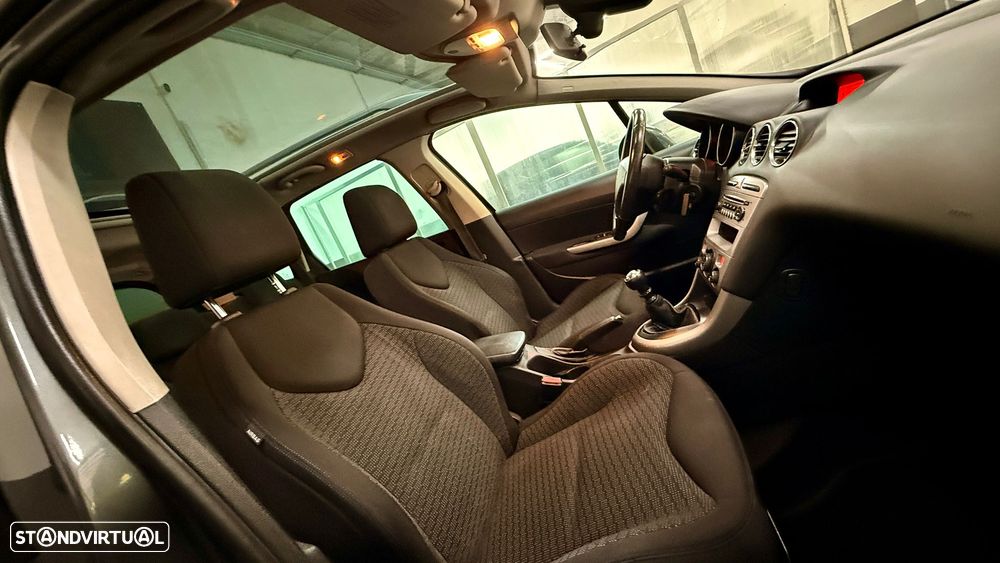 Peugeot 308 SW - 4
