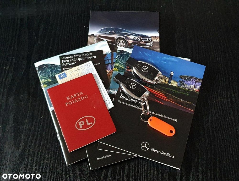 Mercedes-Benz GLA - 22