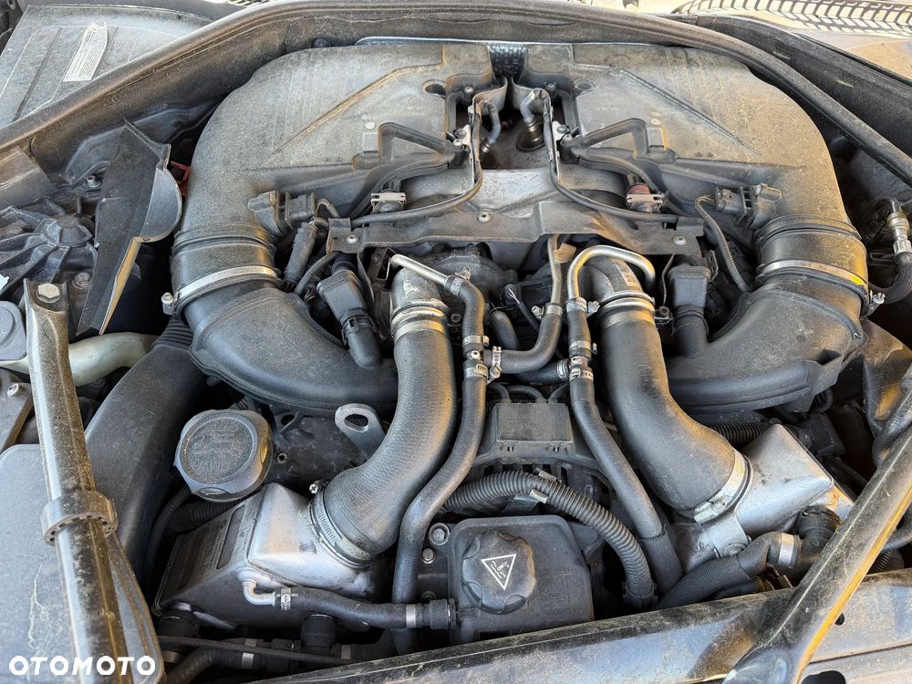 BMW 750iL F01 F02 X5 X6 4,4 V8 408KM silnik N63B44A - 1