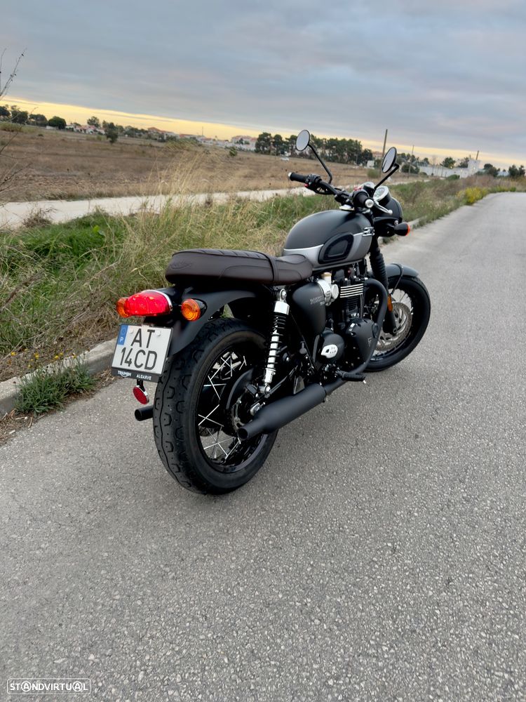 Triumph Bonneville T120 Black - 7