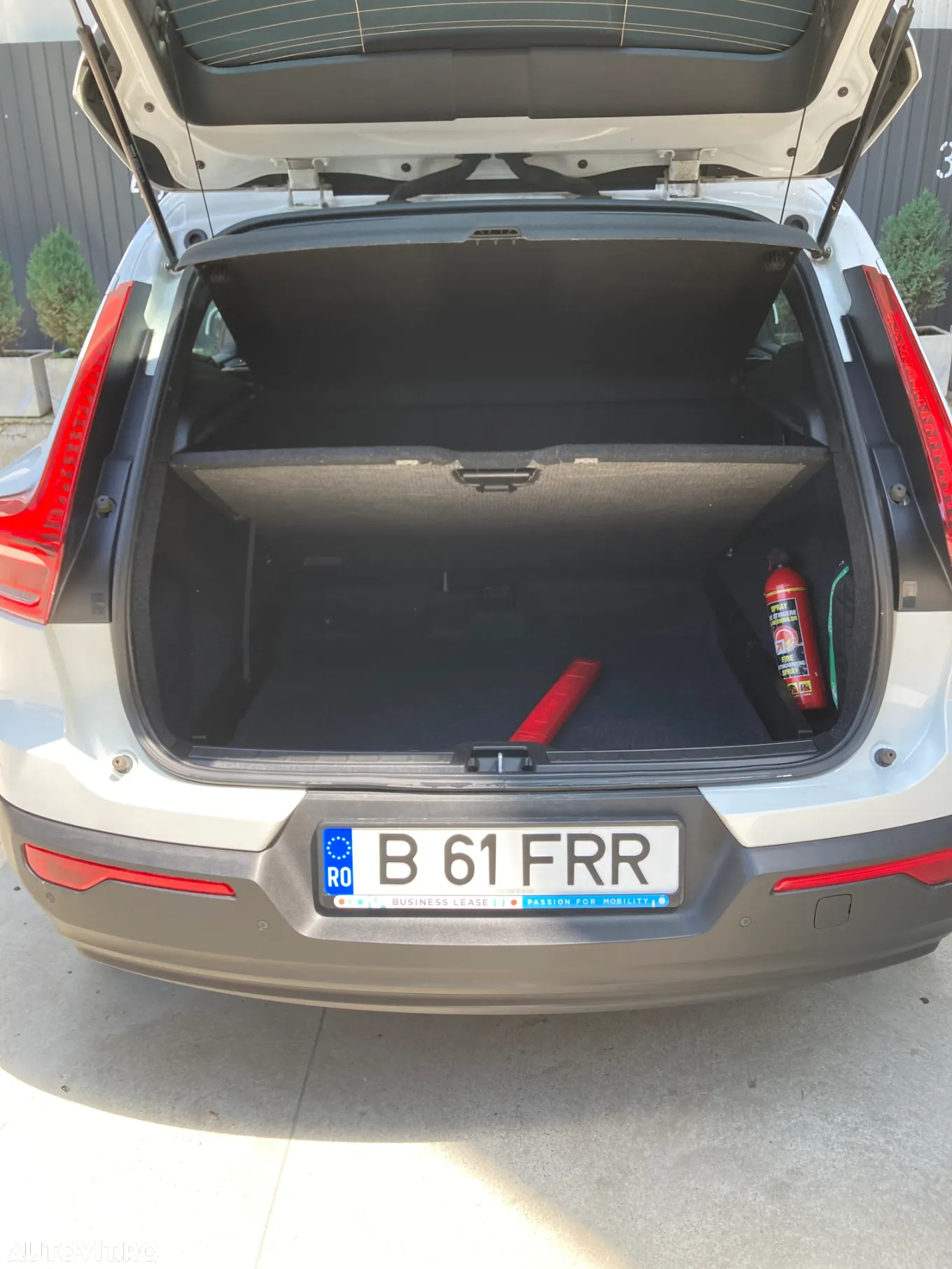 Volvo XC 40 T3 AT8 Momentum - 16