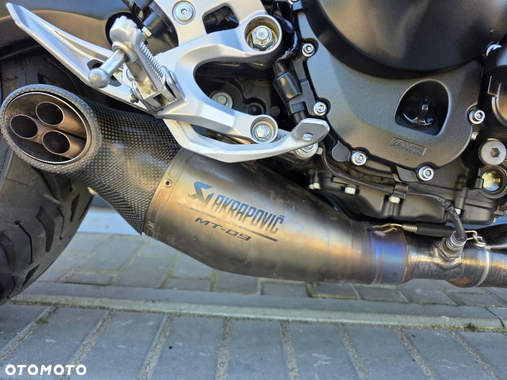 Yamaha MT - 32