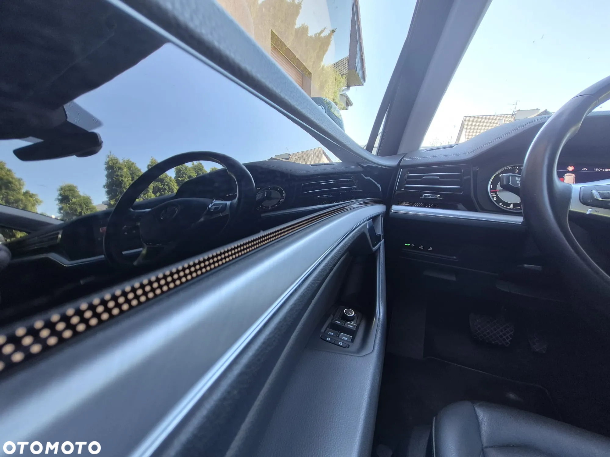 Volkswagen Touareg - 13