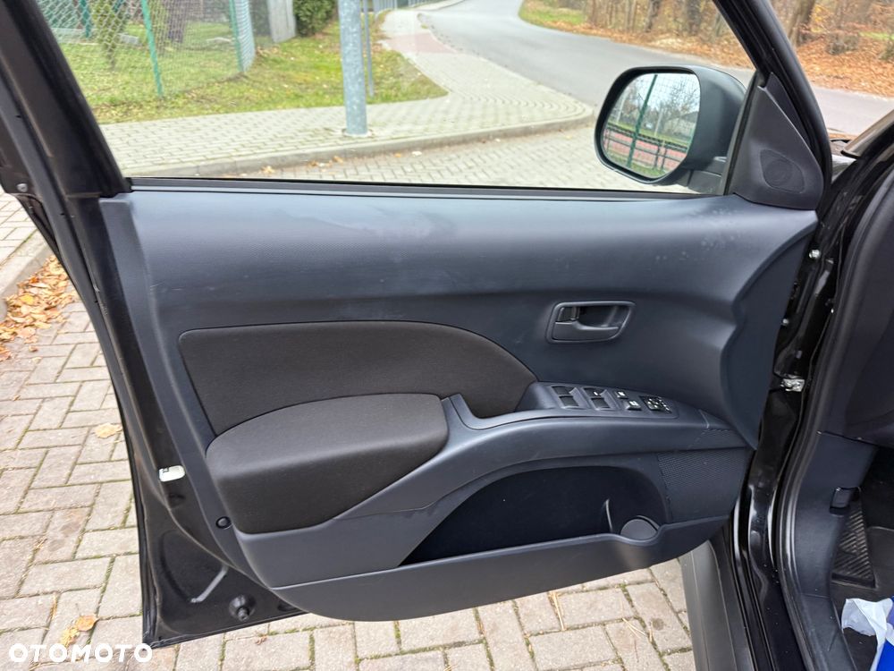 Peugeot 4007 5-Sitzer Sport - 14