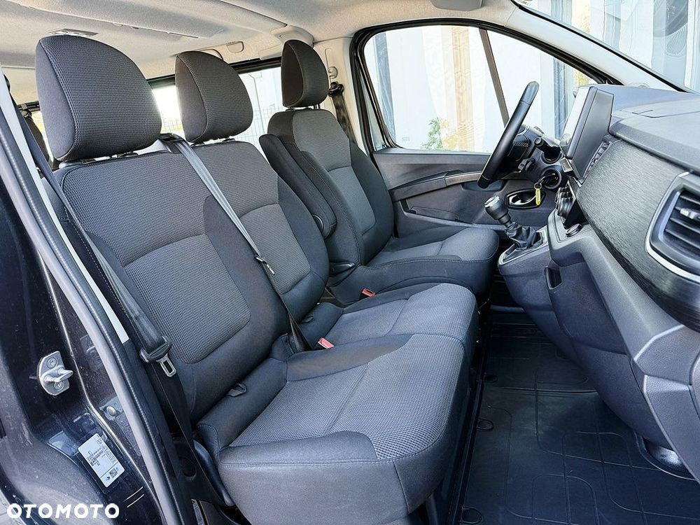 Renault trafic - 12