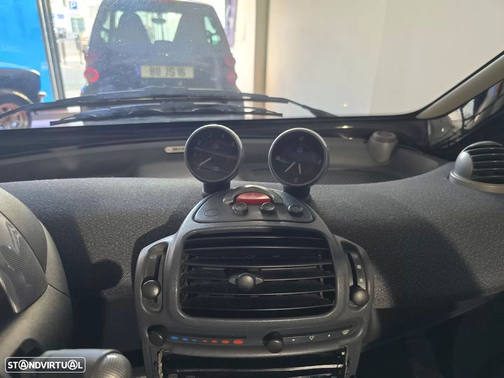 Smart Fortwo Cabrio BRABUS - 13