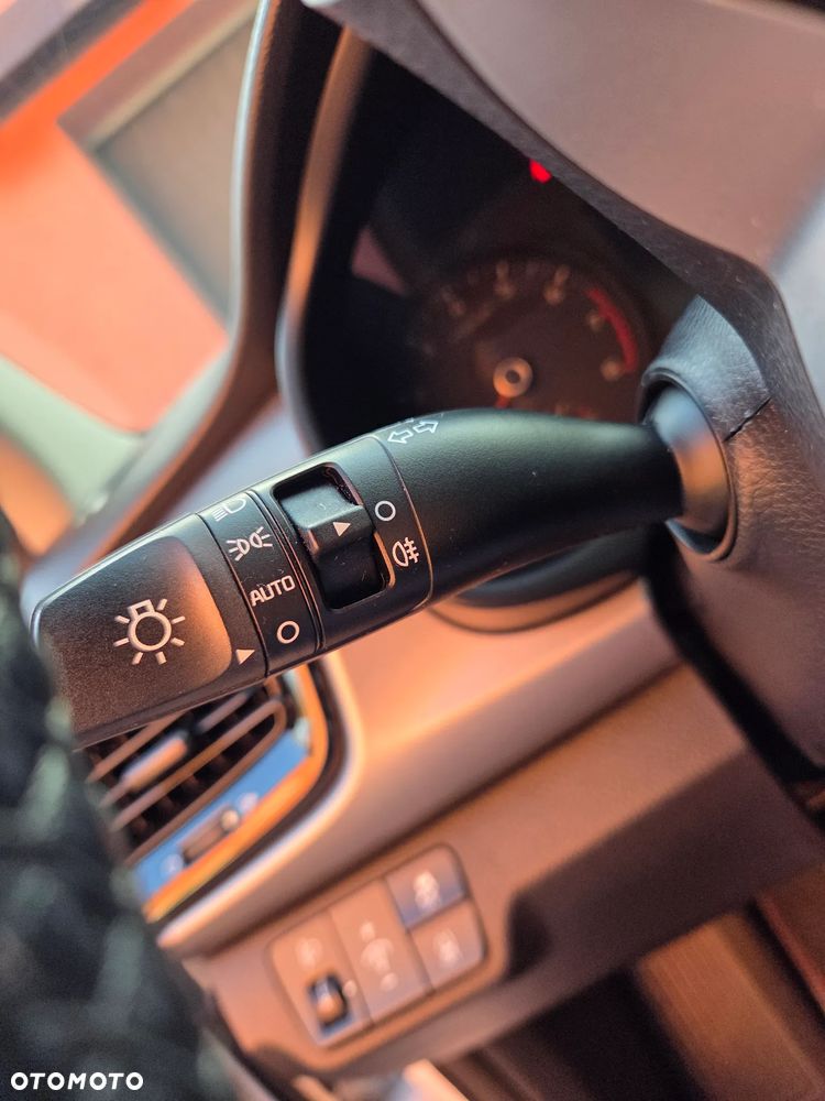 Kia Rio 1.2 M - 7