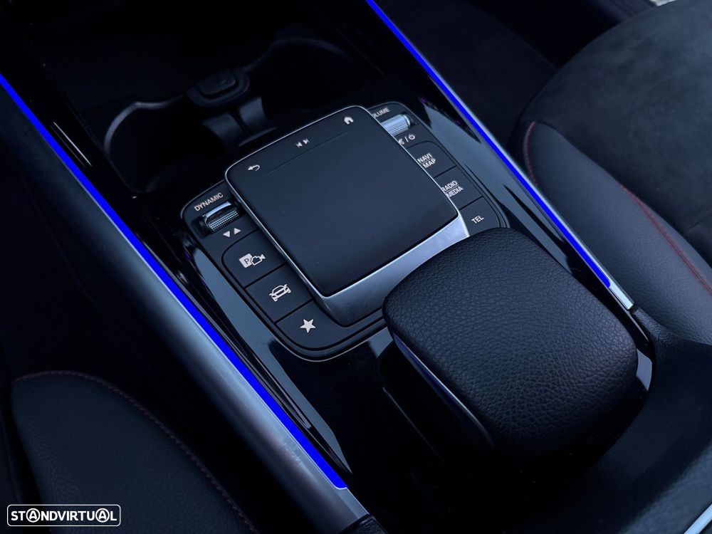 Mercedes-Benz B 250 e AMG Line - 25