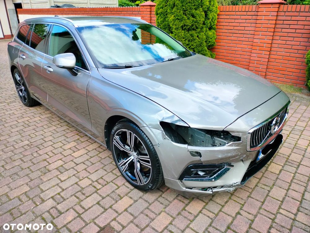 Volvo V60 T6 AWD R-Design - 9