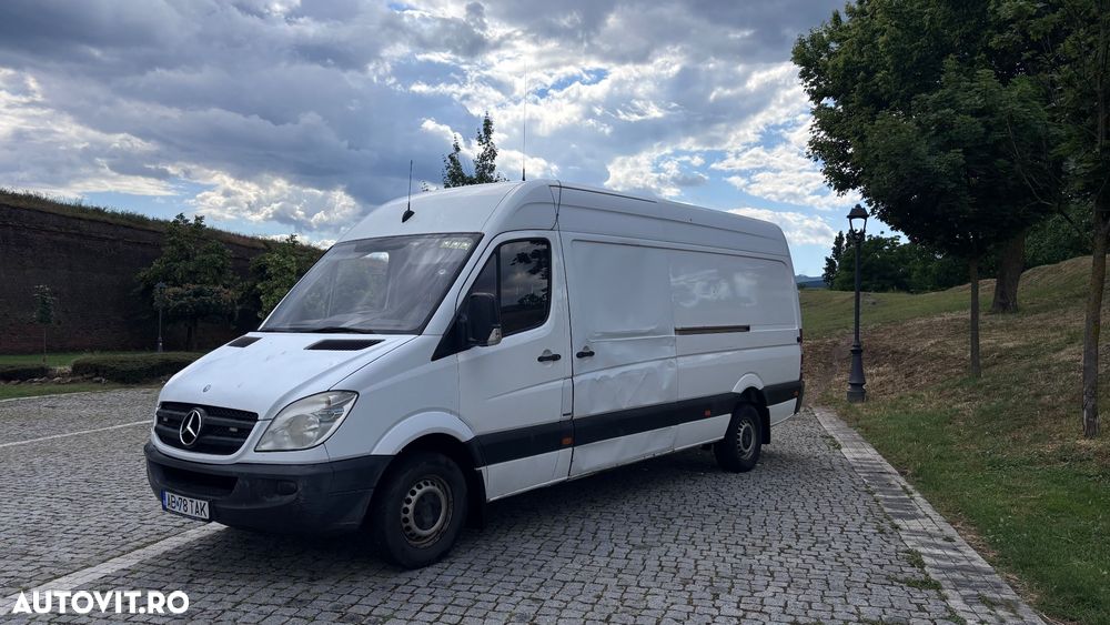 Mercedes-Benz Sprinter - 18