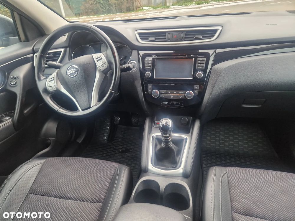 Nissan Qashqai 1.2 DIG-T TEKNA+ - 11