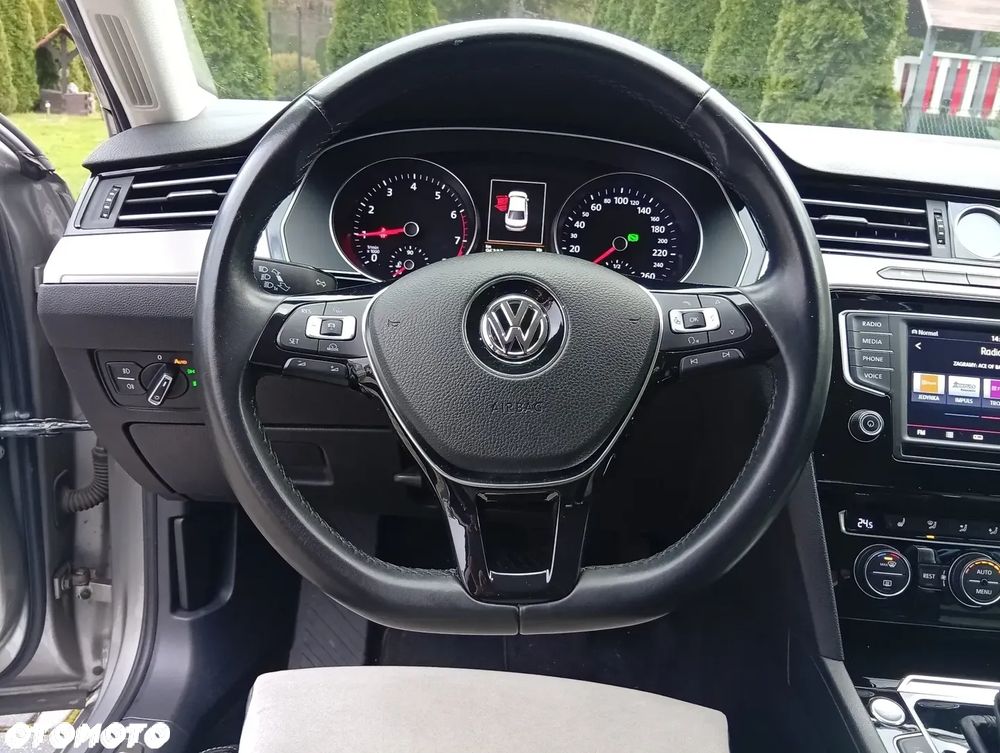 Volkswagen Passat 1.8 TSI BMT Highline DSG - 18