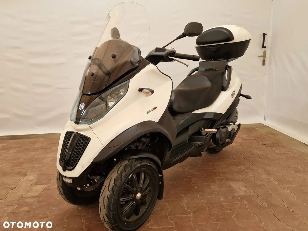 Piaggio MP-3 - 1