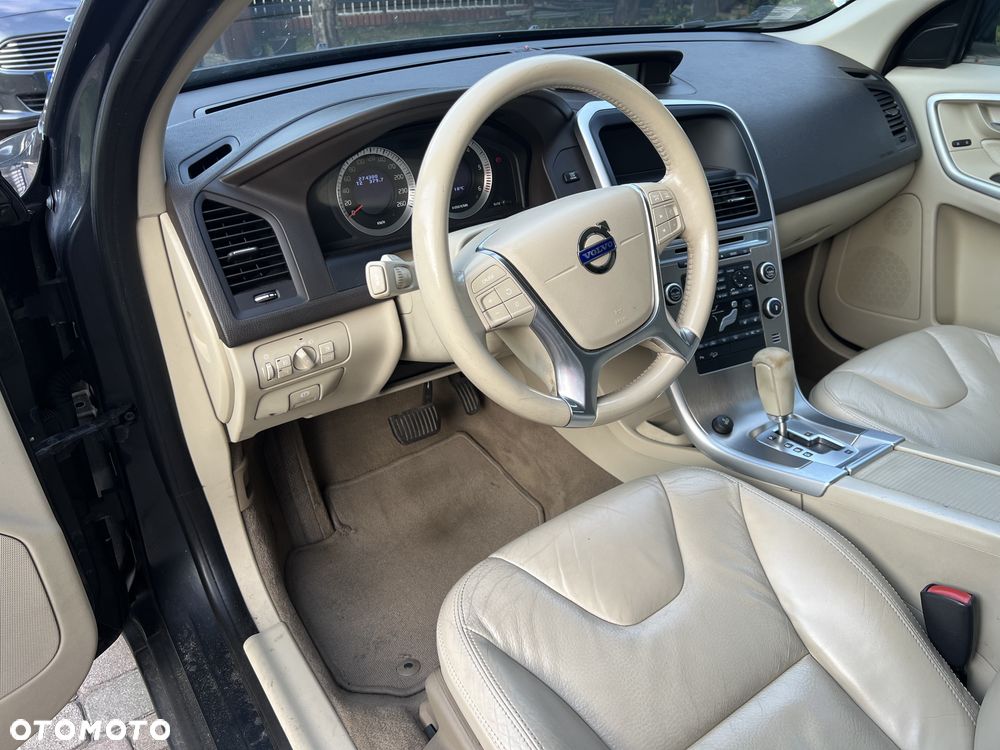 Volvo XC 60 - 4